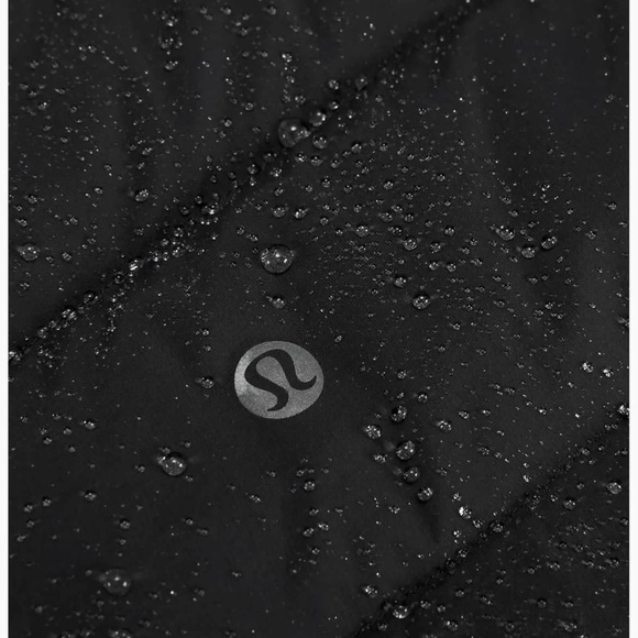 LULULEMOM - Down for it all jacket black 4 NWT - Picture 6 of 12